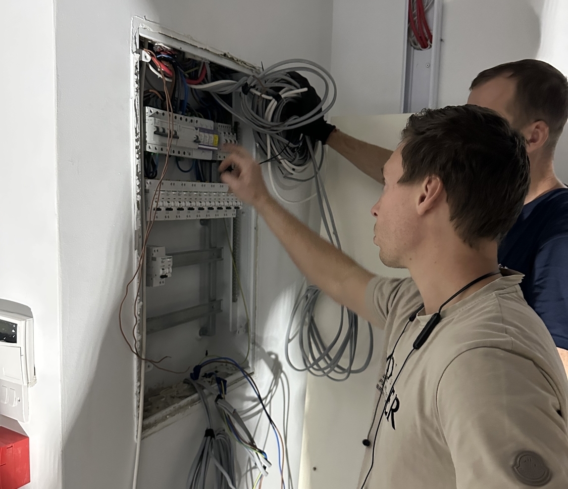 Установка щитовой проектирование и монтаж электрики щит Электромонтаж спб