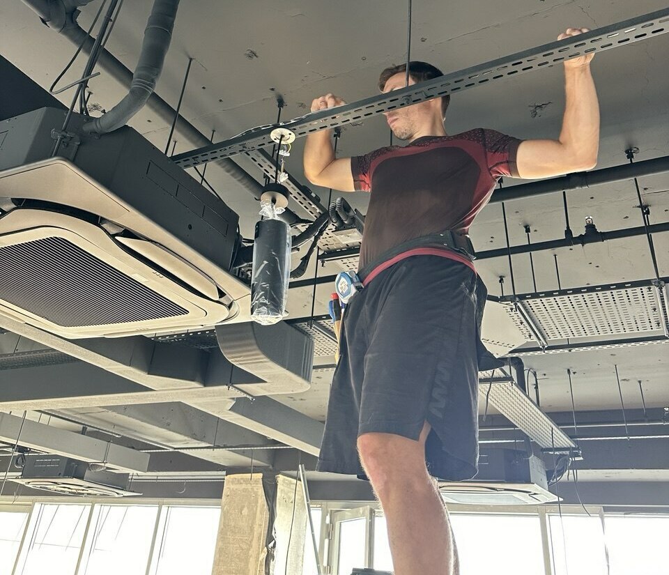 Сплит системы продажа и монтаж и обслуживание кондиционеров спб Установка сплит систем